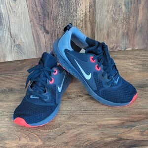 Nike Legend React AH9437 Trainers Athletic Running Shoes 8.5Y       AB122